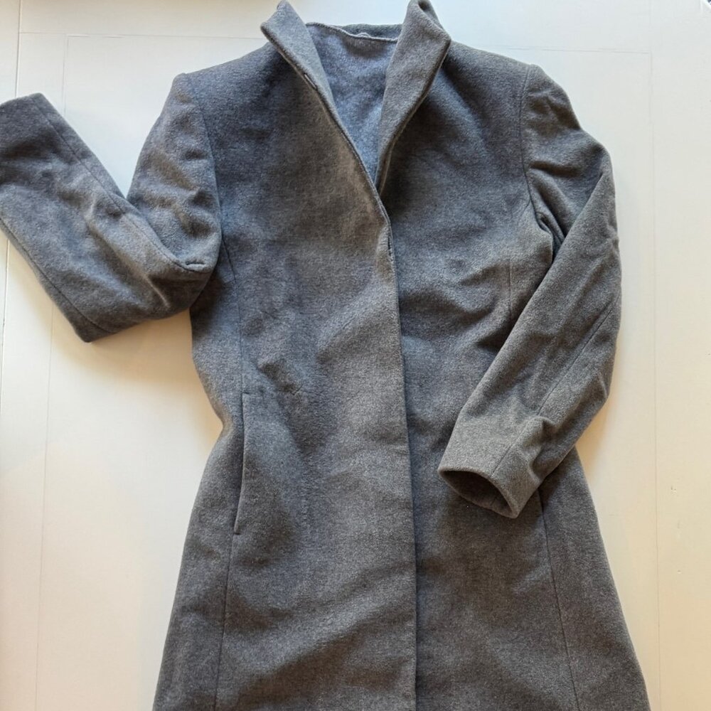 New Cinzia Rocca NEW Wool Coat Size 2 Paired with Sakes Cashmere Sweater Small
